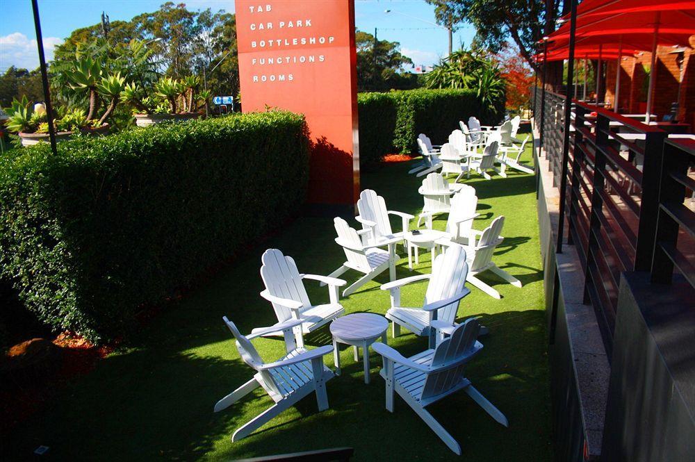 Nightcap At The Ranch Hotel Macquarie Park Exteriör bild