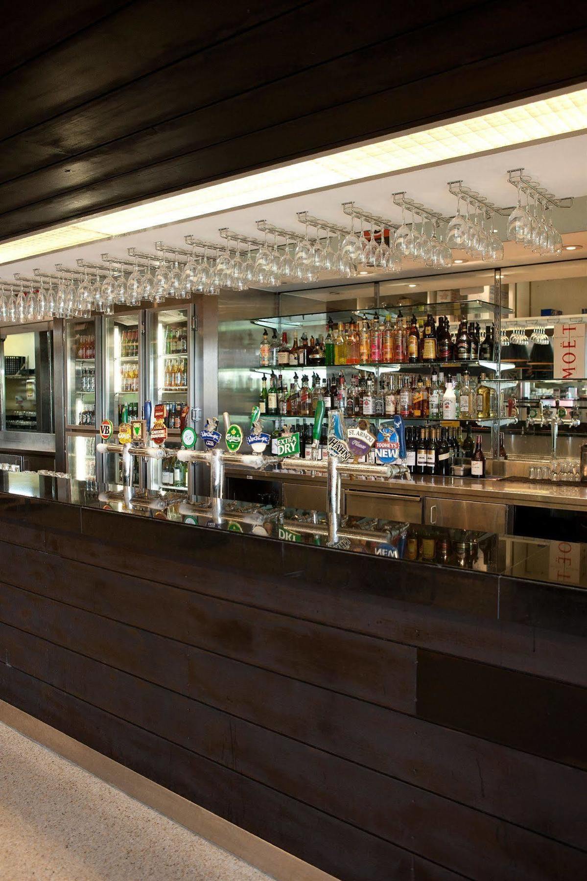 Nightcap At The Ranch Hotel Macquarie Park Exteriör bild